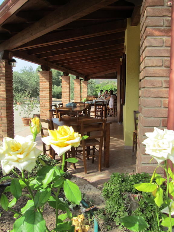 Agriturismo Sa Tiria 툴라다 외부 사진